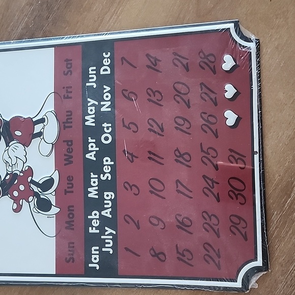 Disney Mickey & Minnie Mouse Perpetual Metal Calendar Sign NWT - Picture 3 of 5